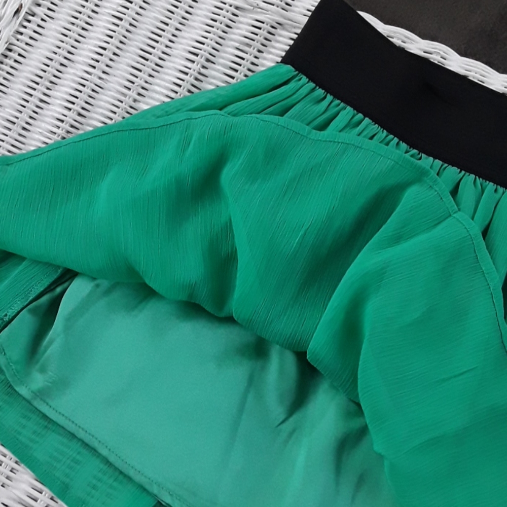 EUC Adorable Green Cherokee Skirt - Picture 2 of 5